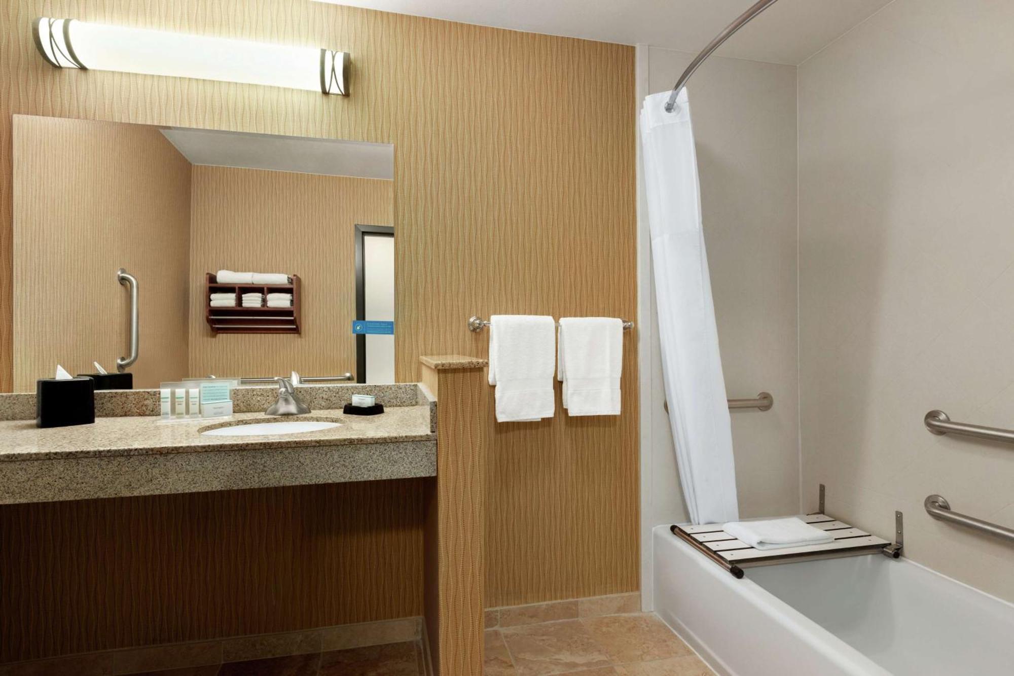 Hampton Inn אבילן מראה חיצוני תמונה
