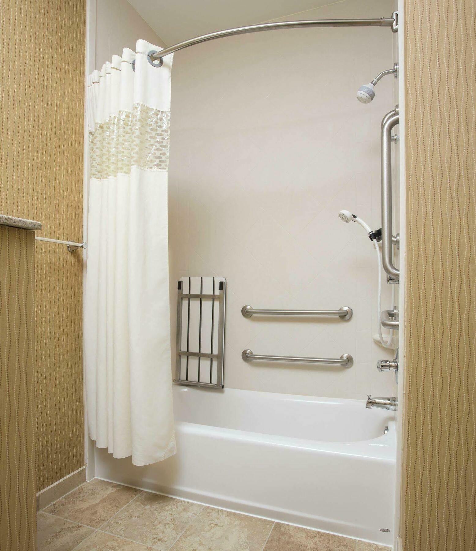 Hampton Inn אבילן מראה חיצוני תמונה